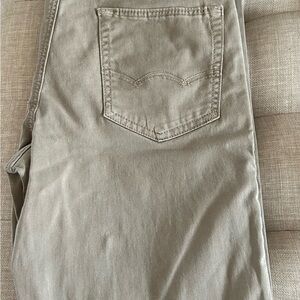 Men’s flex straight leg AE khaki pant size 30x34